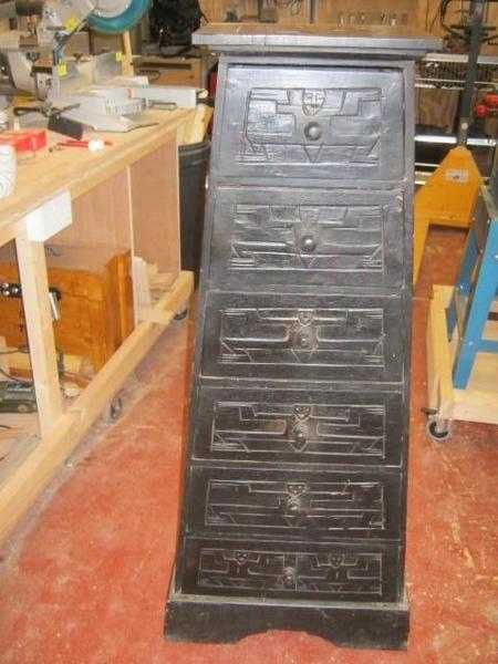 Black drawer cabinet