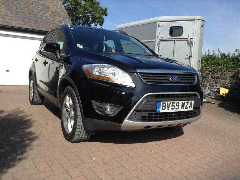 BLACK FORD KUGA ZETEC TDCI