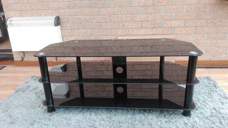 BLACK GLASS TV STAND