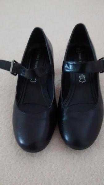 Black leather 039Next039 ladies shoes- size 5