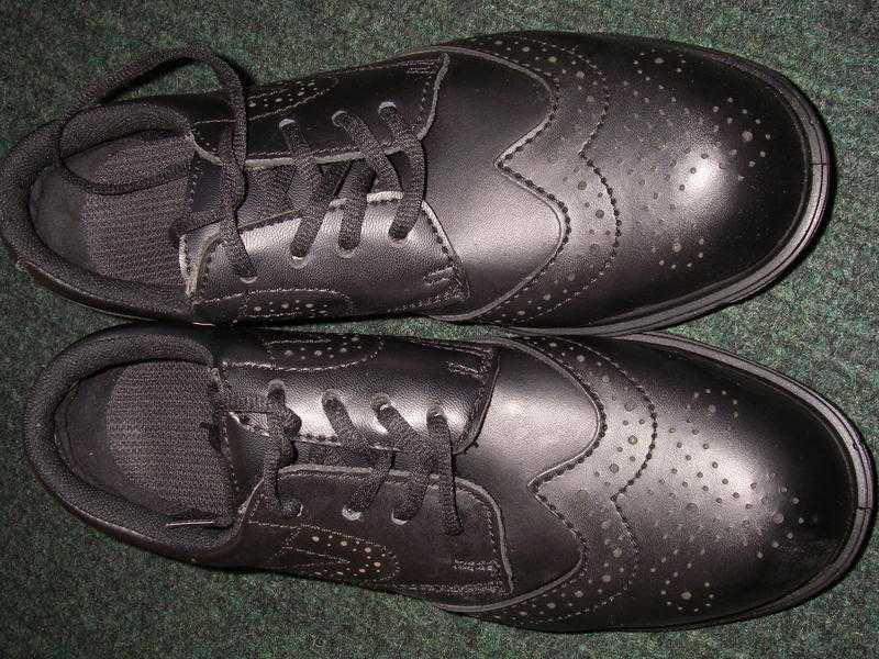 black leather safety shoes new still in box