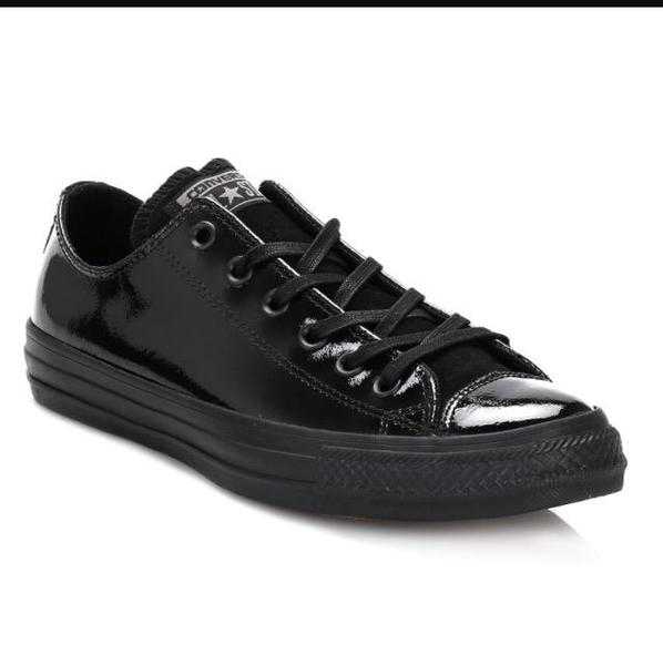 Black patent converse