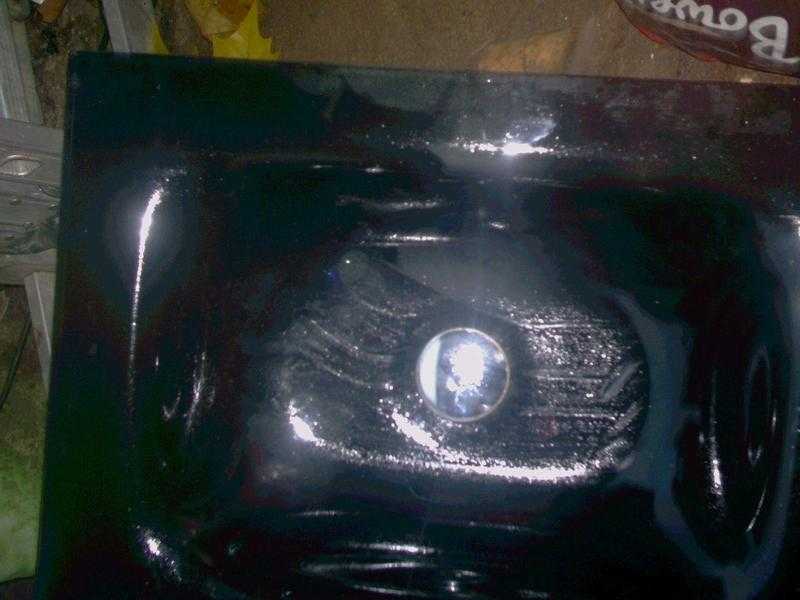 black porcelain sink