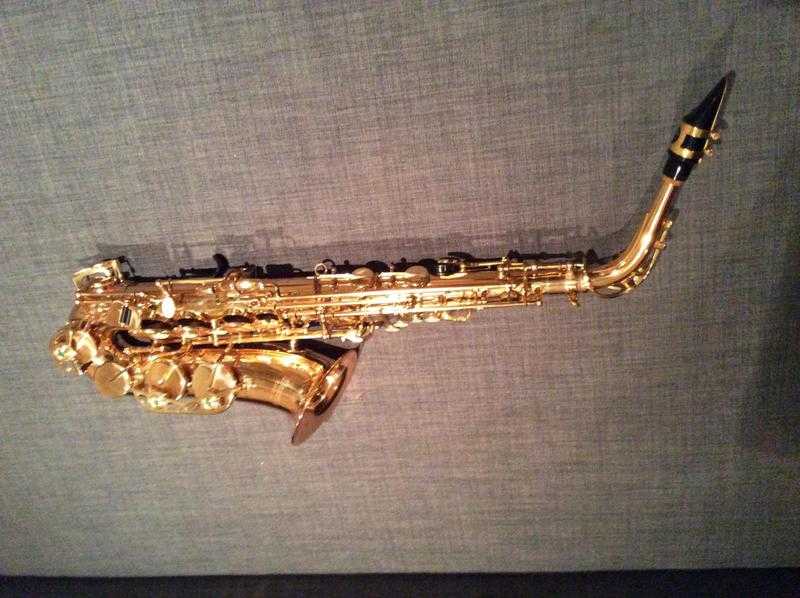 Blessing alto Elkhart Indiana saxophone ,excellent condition,hardly used . 200 ono