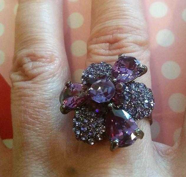 Blooming Violet Ring