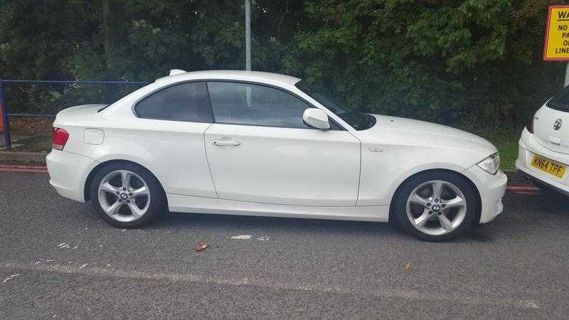 BMW 118D SPORT, WHITE, 2009