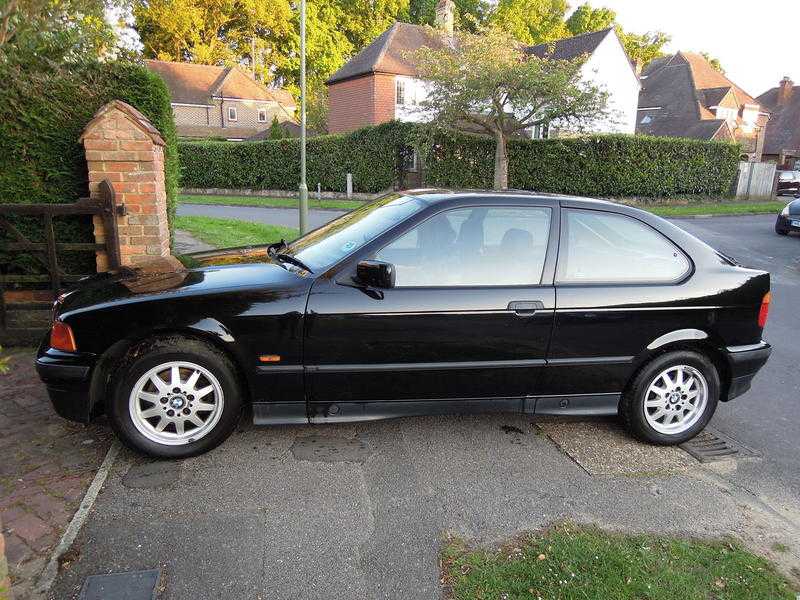 BMW 3 Series 1997 Black Petrol