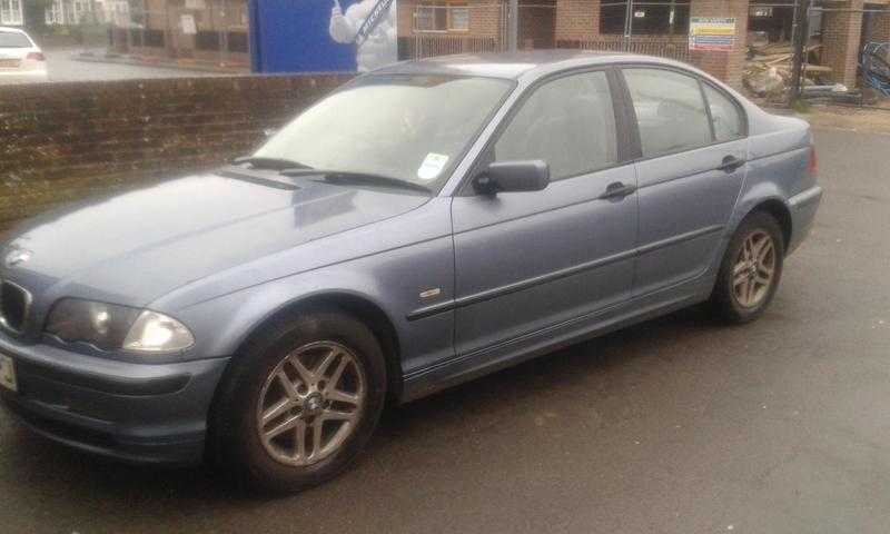 BMW 318I  1.9 PETROL 2000r  SPARE OR REPAIRS