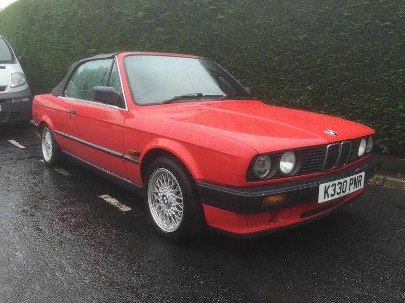 BMW 318i Convertible E30