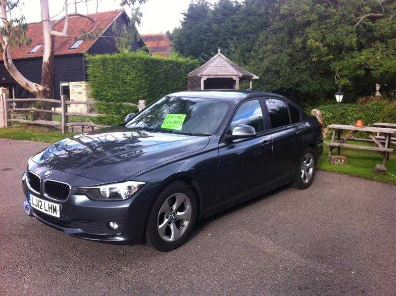 BMW 320 Efficient Dynamics Auto.Excellent condition.