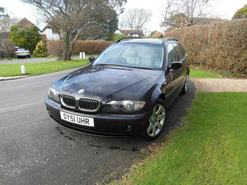 BMW 330D SE Diesel Auto Touring Estate in BLACK. Average mileage