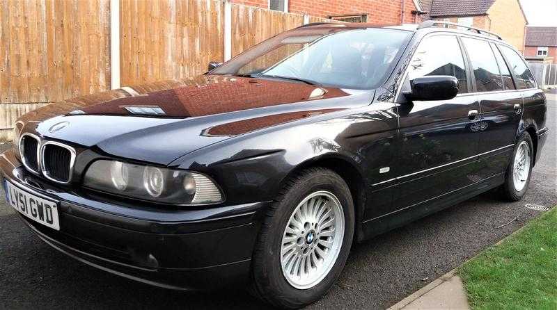 BMW 525i Touring Estate Auto. Black Leather. 12 MONTHS MOT