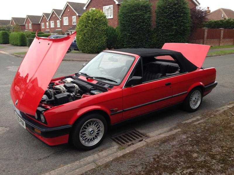 BMW E30 318i Convertible (1992)