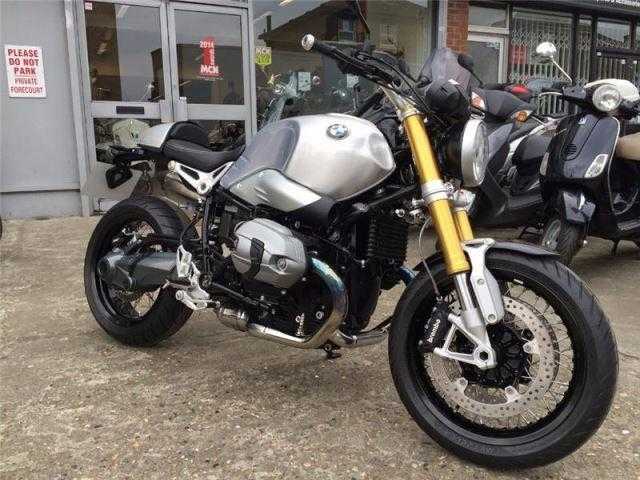 BMW R nineT