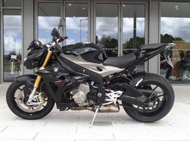 BMW S1000 2015