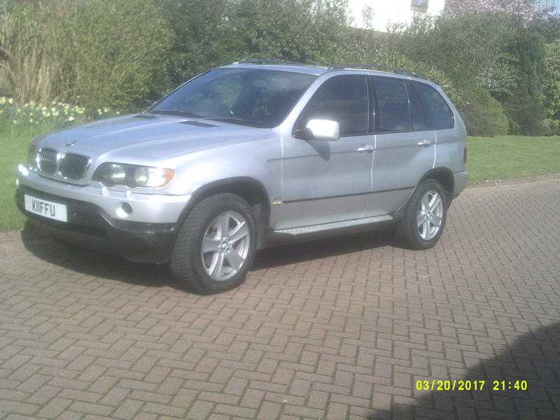 BMW X5 3.0i sport fully loaded private plate not included