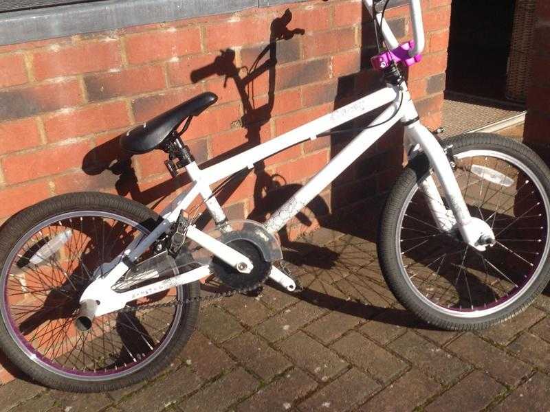 BMX HALFORDS BIKE