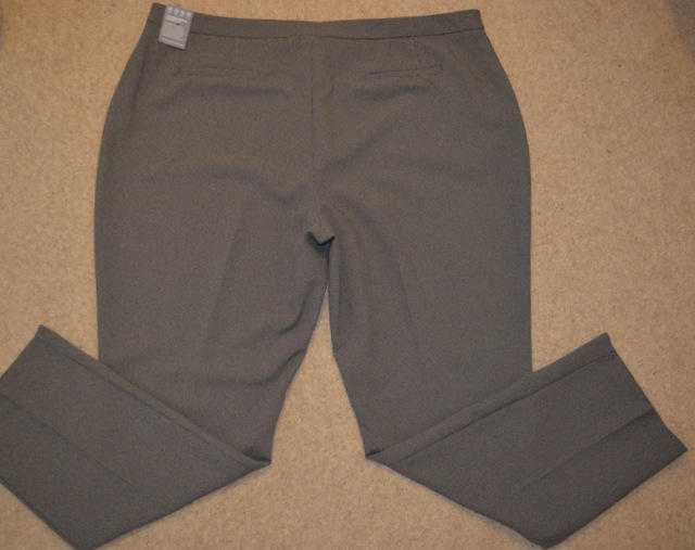 BNWT ATMOSPHERE womens ELEGANT trousers GREY size 20 small houndstooth pattern