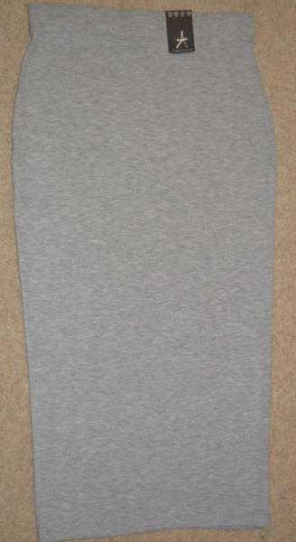 BNWT Womens Ladies grey soft and comfortable Skirt size 10 NEW ATMOSPHERE S