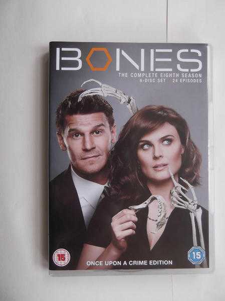 Bones Season 8 - boxed set with 6 DVDs - As New