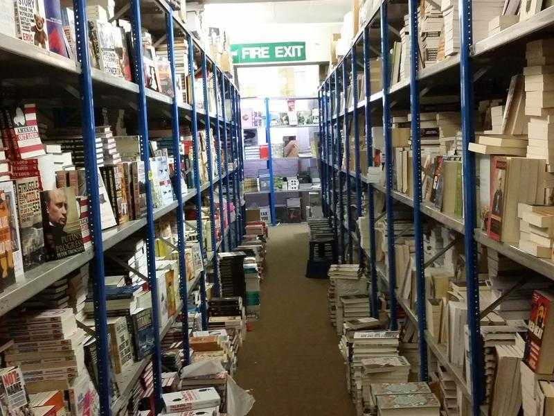 BOOK WAREHOUSE Open to the public . 70 Off Cover Prices.