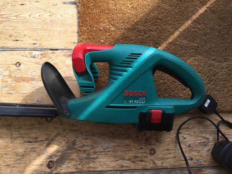 Bosch cordless hedge trimmer