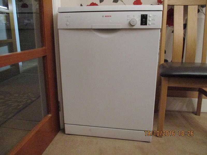 Bosch Free Standing Dishwasher