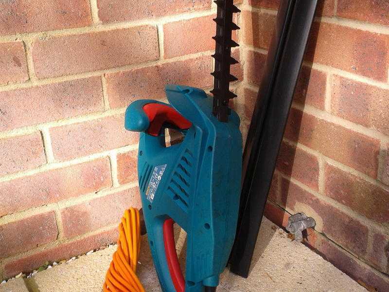 BOSCH Hedge Trimmer