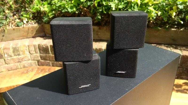 Bose cube hi fi speakers with sub woofer