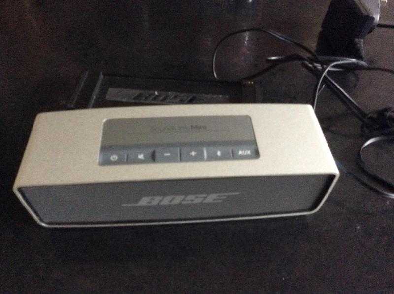 Bose sound link mini Bluetooth speaker