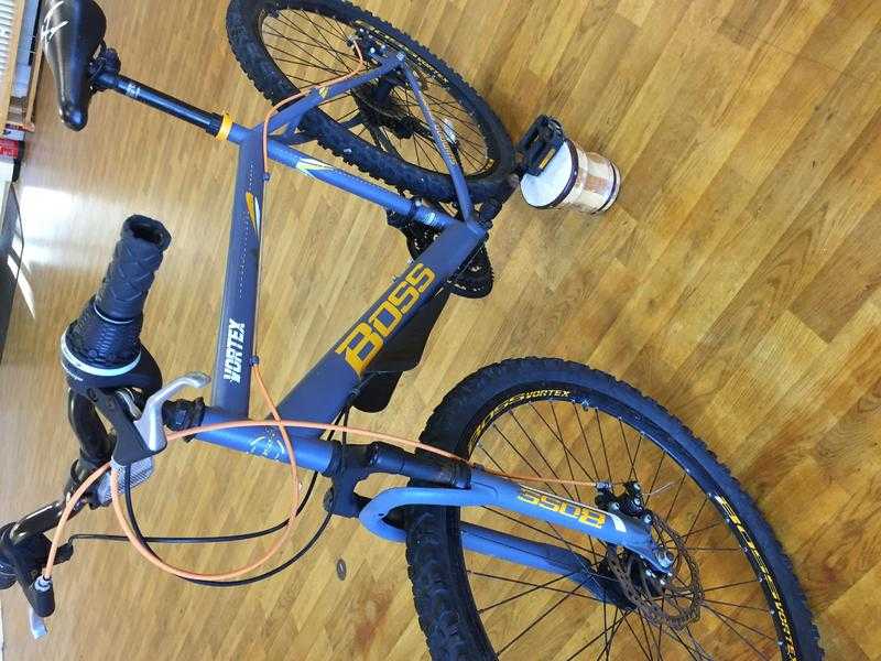 BOSS VORTEX mountain bike lovely condition