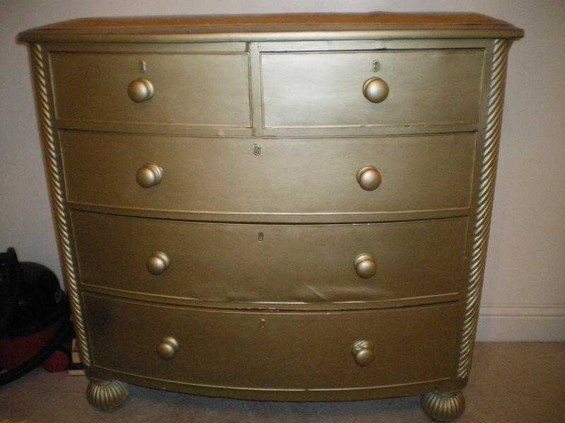 Bow Fronted Chest of Drawers