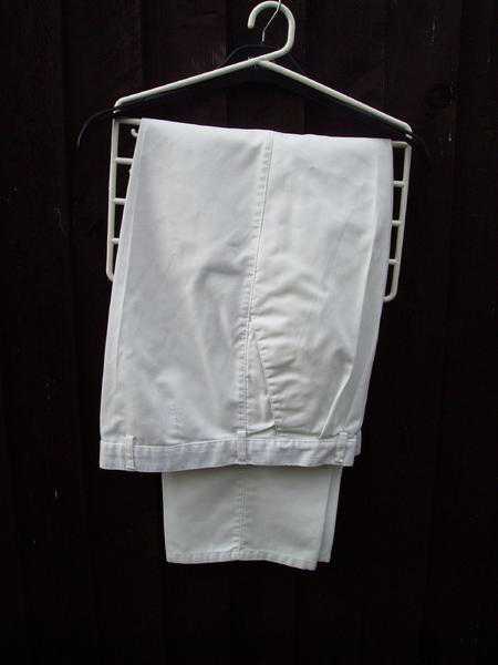 BOWLS TROUSERS WHITE    BOWLS WHITE TROUSER BELT (SEE PHOTOS )