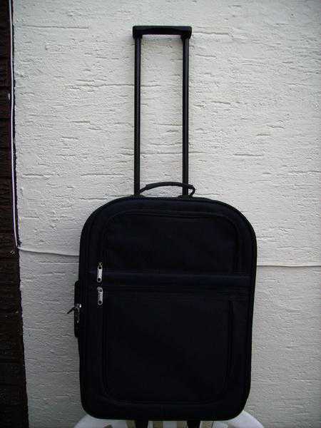 BOWLSTRAVEL TROLLEY BAG  INCLUDING 4 BOWL CARRIER  NEW  ( SEE PHOTOS )  GENUINE BARGAIN