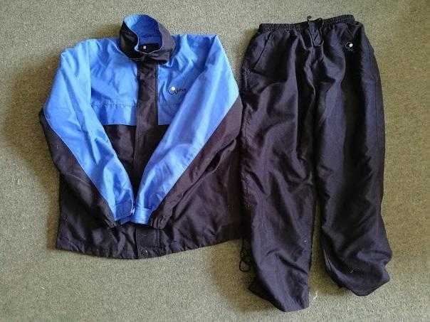 Boys waterproof golf jacket and trousers