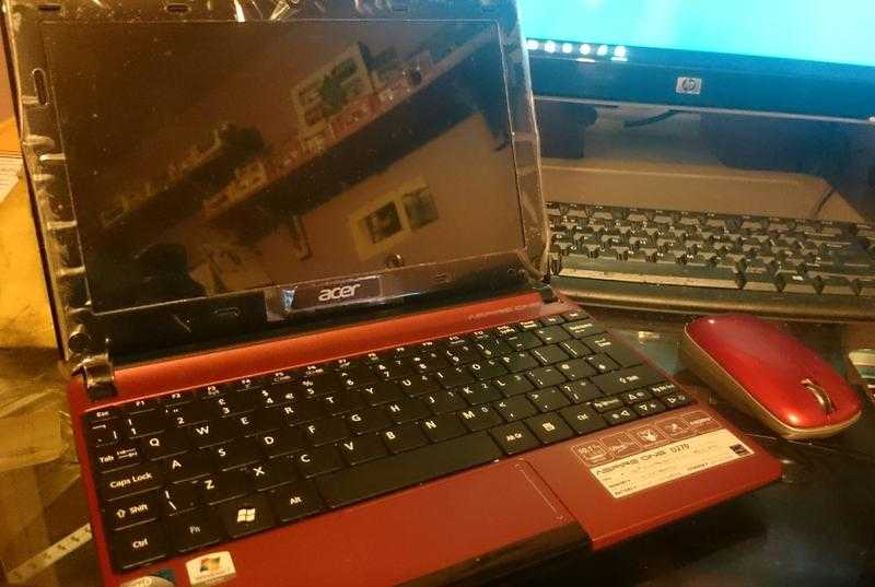 Brand new Acer aspire one