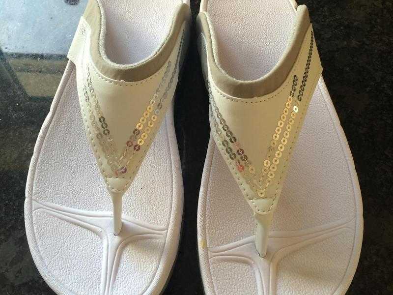 Brand new Avon flip flops