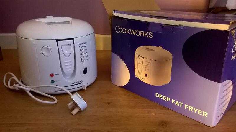 Brand new Cook Works Deep Fat Fryer