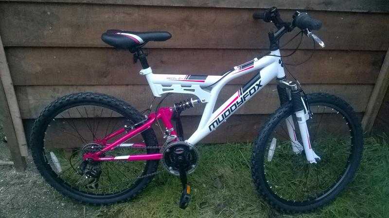 brand new girls muddy fox mountain bike