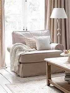 BRAND NEW HOUSE OF FRASER  CHABBY CHIC COMFY MAJOR CHAIR