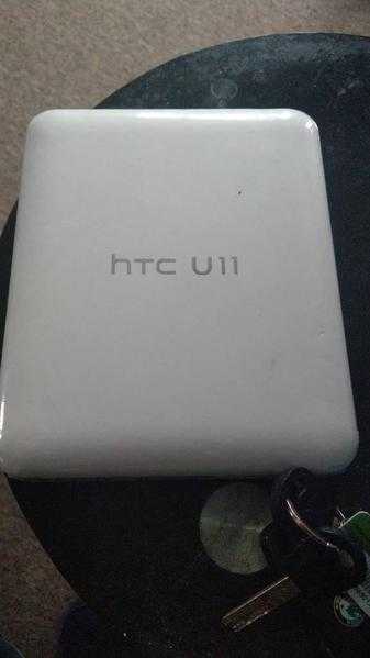 Brand new HTC U11 midnight black 64gb unlocked