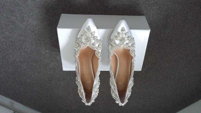 Brand New IvoryWhite Bridal Shoes