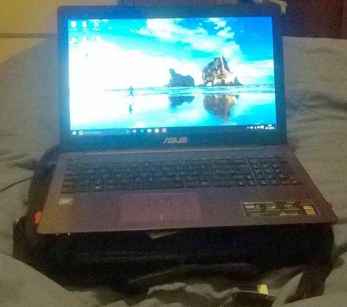 brand New laptop windows 10 very good condition