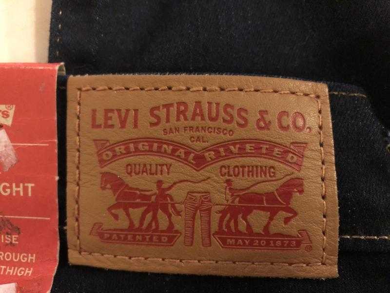 BRAND NEW LEVIS JEANS (size 4)