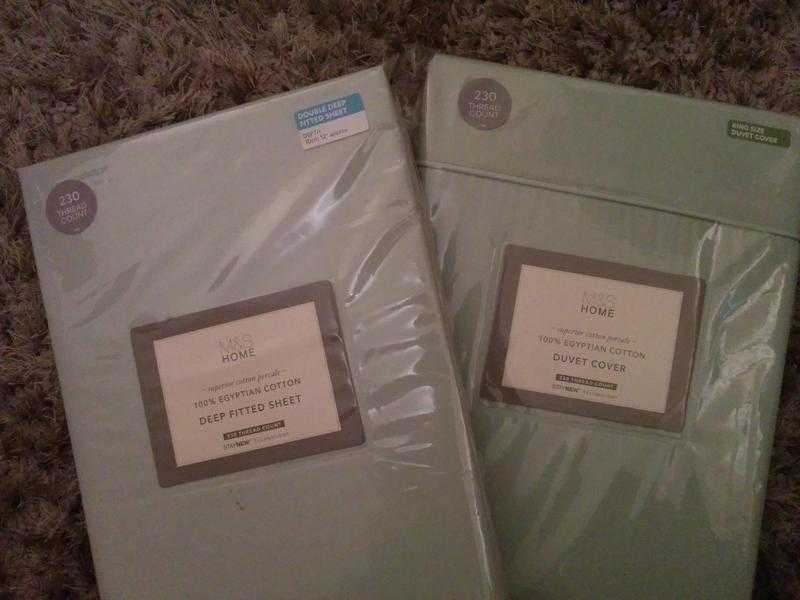 Brand New Marks amp Spencer King Size Duvet Cover and Double Deep Fitted Sheet.