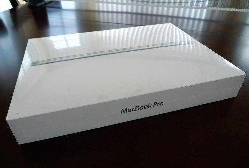 Brand New Sealed Macbook Pro with Retina Screen  i5 2.7GHz 13.3quot 8GB 256GB Late 2015 Model Laptop