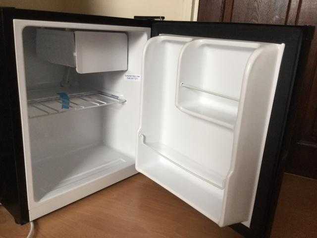 Brand new table top fridge