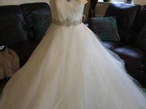 Brand new wedding dress