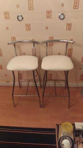 Breakfast bar stools