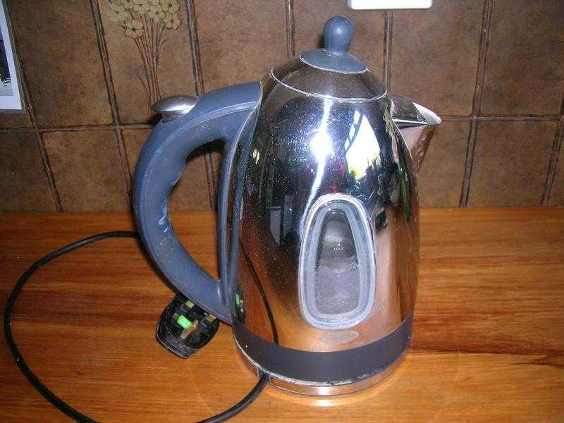 Breville Iluminator Electric Kettle